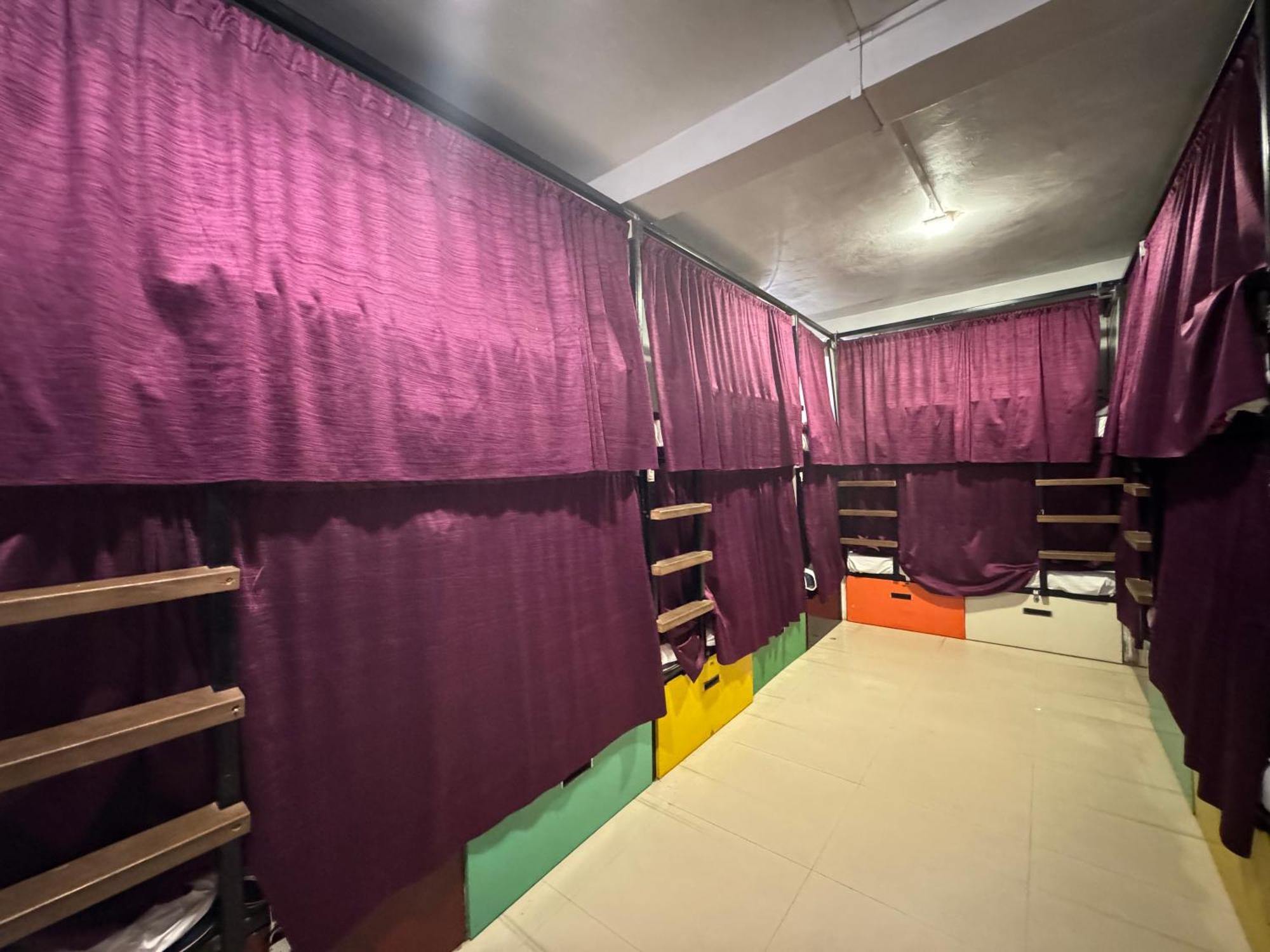 Madsquad Hostel Dorms & Rooms Varanasi Exterior foto