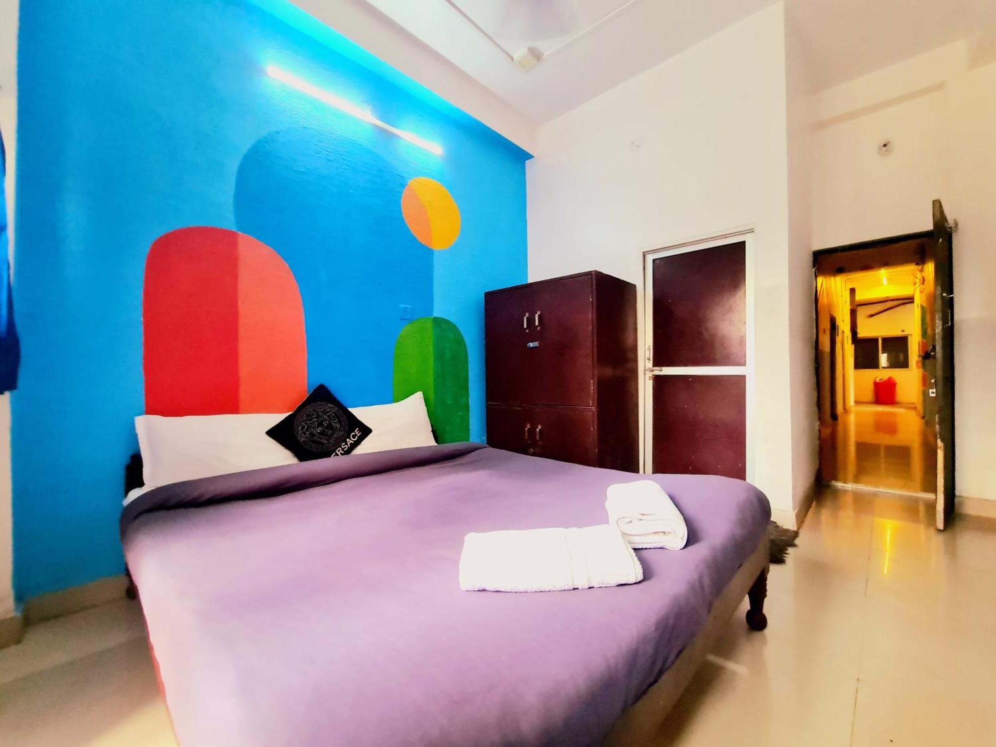 Madsquad Hostel Dorms & Rooms Varanasi Exterior foto